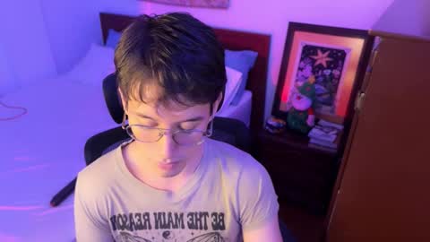 Snapshot of scoobysnack_ chatting on 01/13/26, 02:28 ScoobySnack online show from 01/13/26, 02:28