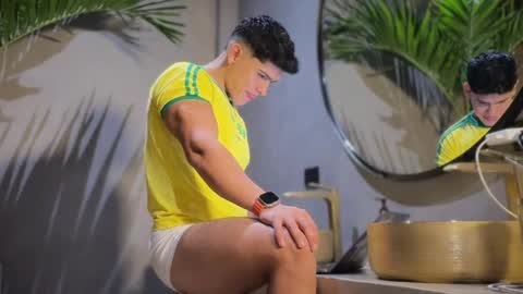 Andrew Flintt online show from 04/19/26, 01:05