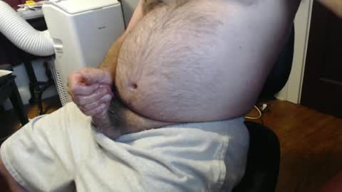 Snapshot of scottbearfun chatting on 07/14/26, 02:05 scottbearfun online show from 07/14/26, 02:05