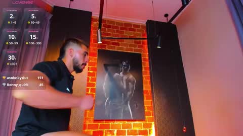 Snapshot of scottfischer_ chatting on 12/19/25, 07:32 Scottfischer online show from 12/19/25, 07:32