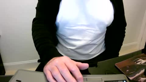 Scott online show from 01/10/25, 09:13