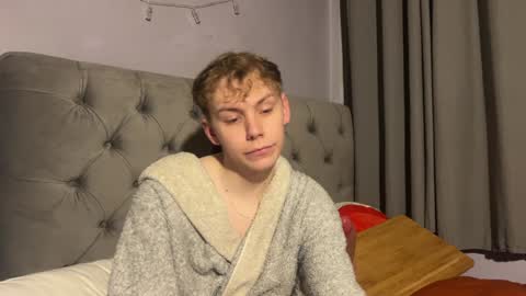 danny online show from 01/05/25, 09:47