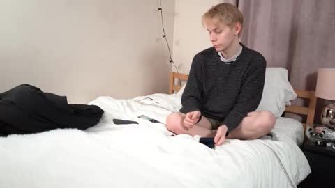 danny online show from 12/02/25, 04:57