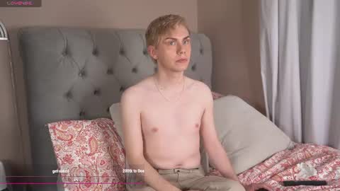 Snapshot of scottish_twink01 chatting on 06/14/26, 12:51 danny online show from 06/14/26, 12:51
