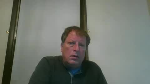 Snapshot of scottpbi52 chatting on 05/15/26, 02:51 scottpbi52 online show from 05/15/26, 02:51