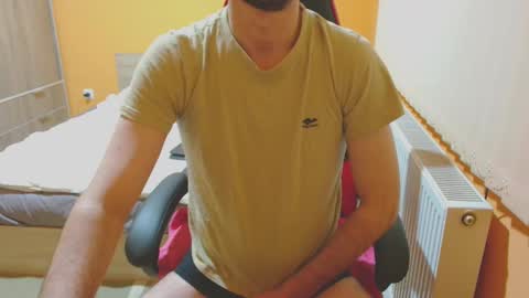 Snapshot of scotty_98 chatting on 01/29/25, 07:00 scotty_98 online show from 01/29/25, 07:00