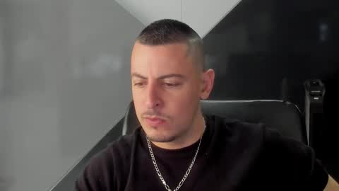 Ricardo online show from 02/05/26, 02:33