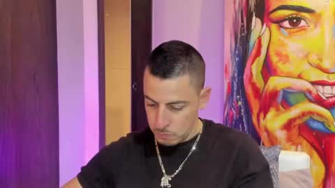 Snapshot of scotty_music chatting on 07/08/26, 12:26 Ricardo online show from 07/08/26, 12:26