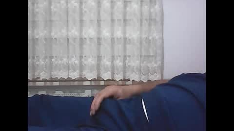 Snapshot of screw2 chatting on 12/22/24, 11:09 Evren online show from 12/22/24, 11:09