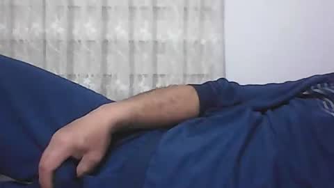 Snapshot of screw2 chatting on 01/19/25, 09:02 Evren online show from 01/19/25, 09:02