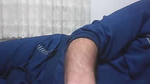 Snapshot of screw2 chatting on 01/25/25, 02:58 Evren online show from 01/25/25, 02:58