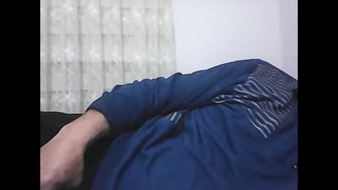 Snapshot of screw2 chatting on 02/10/25, 07:07 Evren online show from 02/10/25, 07:07