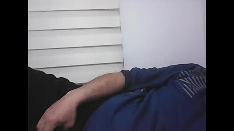 Snapshot of screw2 chatting on 02/12/25, 07:24 Evren online show from 02/12/25, 07:24