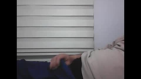 Snapshot of screw2 chatting on 02/23/25, 08:33 Evren online show from 02/23/25, 08:33