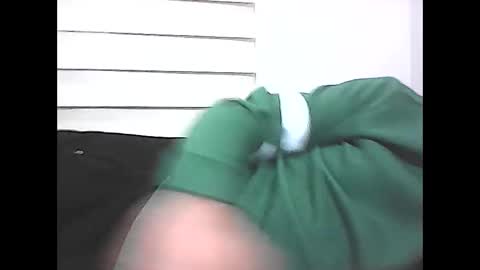 Snapshot of screw2 chatting on 02/26/25, 07:05 Evren online show from 02/26/25, 07:05