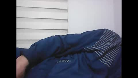 Snapshot of screw2 chatting on 02/02/26, 07:01 Evren online show from 02/02/26, 07:01