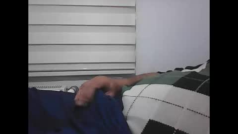 Snapshot of screw2 chatting on 02/28/26, 07:59 Evren online show from 02/28/26, 07:59