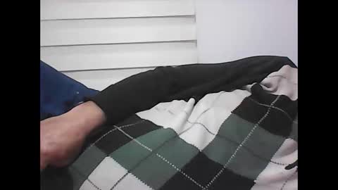 Snapshot of screw2 chatting on 03/01/26, 10:01 Evren online show from 03/01/26, 10:01