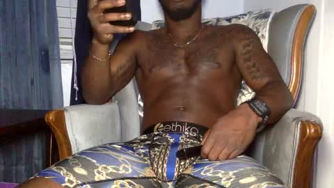 sdawg2xx online show from 12/05/24, 11:51