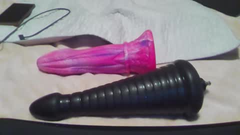 SDBeachfreaks online show from 12/18/25, 06:08