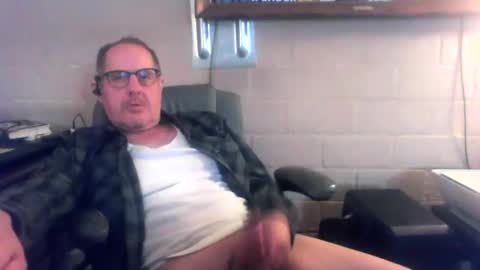 Snapshot of sdh69 chatting on 03/14/26, 11:32 eating pussy sucking dick online show from 03/14/26, 11:32