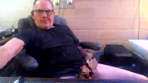 Snapshot of sdh69 chatting on 03/29/26, 04:23 eating pussy sucking dick online show from 03/29/26, 04:23