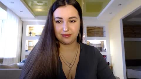 Snapshot of sea_cocktail chatting on 12/07/24, 08:55 Elizabeth  online show from 12/07/24, 08:55