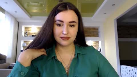 Snapshot of sea_cocktail chatting on 01/03/25, 08:32 Elizabeth  online show from 01/03/25, 08:32