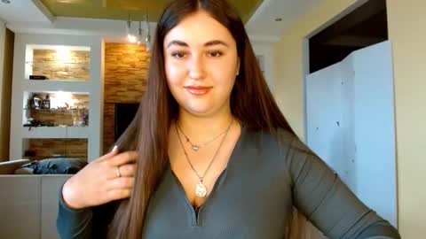 Snapshot of sea_cocktail chatting on 10/17/25, 08:06 Elizabeth  online show from 10/17/25, 08:06