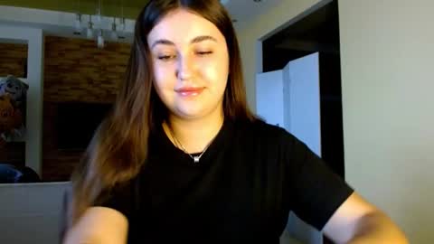 Elizabeth  online show from 11/29/25, 09:45