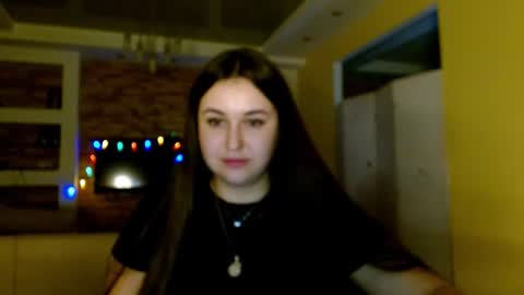 Elizabeth  online show from 01/05/26, 05:27