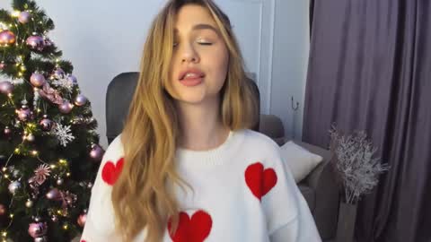 Kate online show from 12/12/24, 08:43