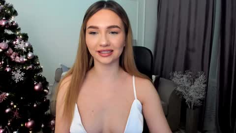 Kate online show from 12/18/24, 03:37