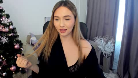 Kate online show from 12/18/24, 06:43