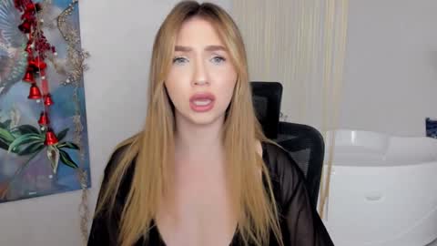 Kate online show from 01/14/25, 04:15