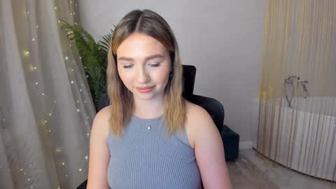 Kate online show from 01/21/25, 04:05