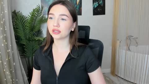 Kate online show from 02/07/25, 03:23