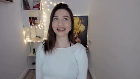 Kate online show from 03/03/25, 11:22