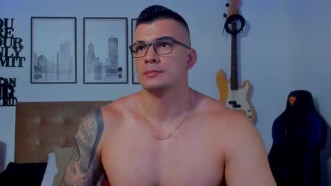 Sean Carrera online show from 10/28/25, 04:42