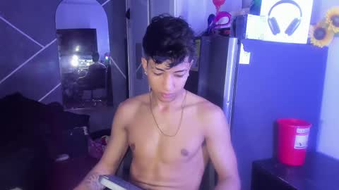 Snapshot of sean_scoth2 chatting on 02/17/25, 06:59 Sean Scoth online show from 02/17/25, 06:59