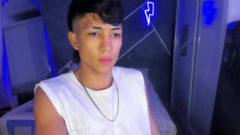 Snapshot of sean_scoth2 chatting on 02/20/25, 07:01 Sean Scoth online show from 02/20/25, 07:01