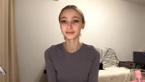 Kate online show from 03/01/26, 08:44