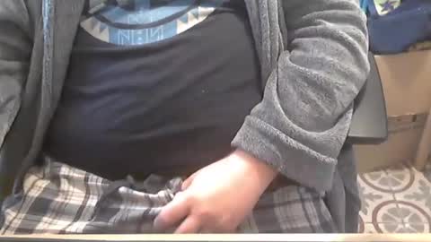 Snapshot of seathrough chatting on 02/24/25, 07:55 Falco J online show from 02/24/25, 07:55