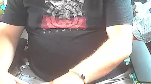 Snapshot of seathrough chatting on 06/11/26, 01:53 Falco J online show from 06/11/26, 01:53