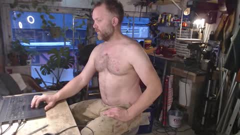 Seattlemanwhore online show from 11/20/25, 03:56