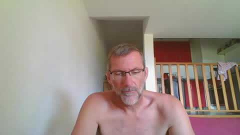 Snapshot of seb846894 chatting on 06/20/26, 03:48 seb846894 online show from 06/20/26, 03:48