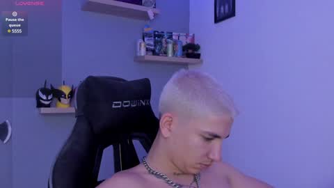 Sebastin online show from 01/20/25, 07:04