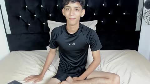 Sebastian Alvarez online show from 02/17/26, 01:46