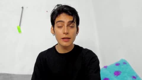 sebastian online show from 12/06/24, 10:19