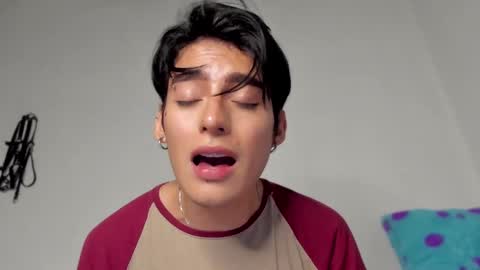 sebastian online show from 12/09/24, 01:18